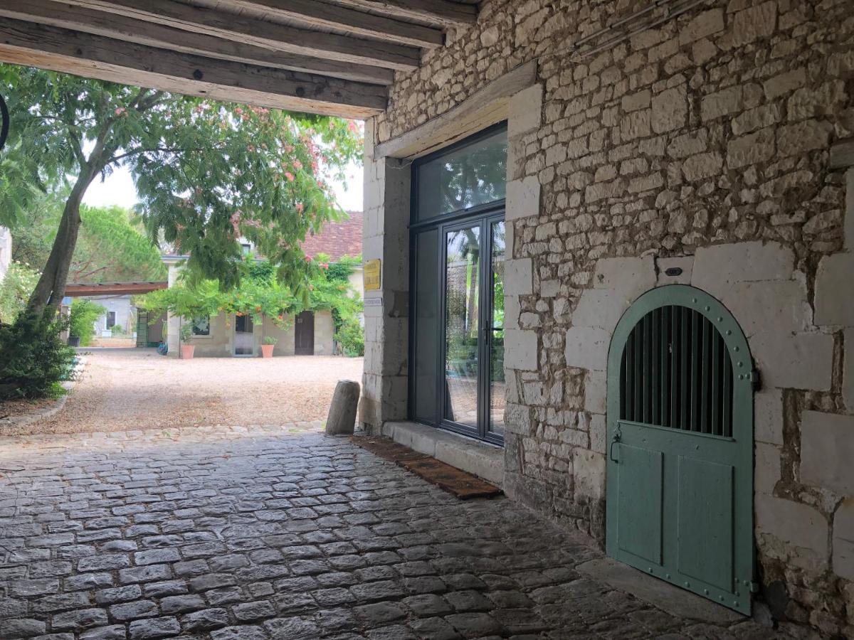 Suite En Chambre D'Hotes La Vigenna Les Ormes  Exterior foto